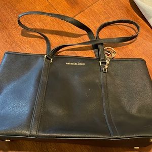 Michale Kors Black Tote